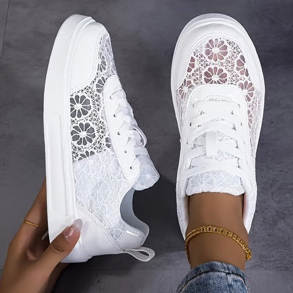 Hollis | Zapatillas de encaje floral