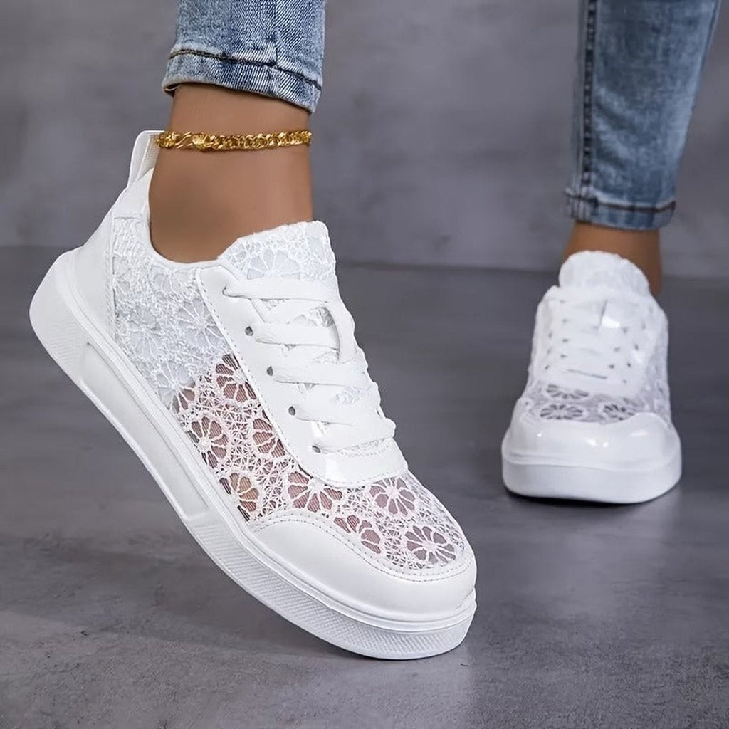 Hollis | Zapatillas de encaje floral