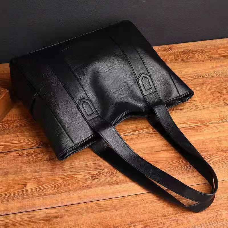 Authentic | Bolso de hombro elegante